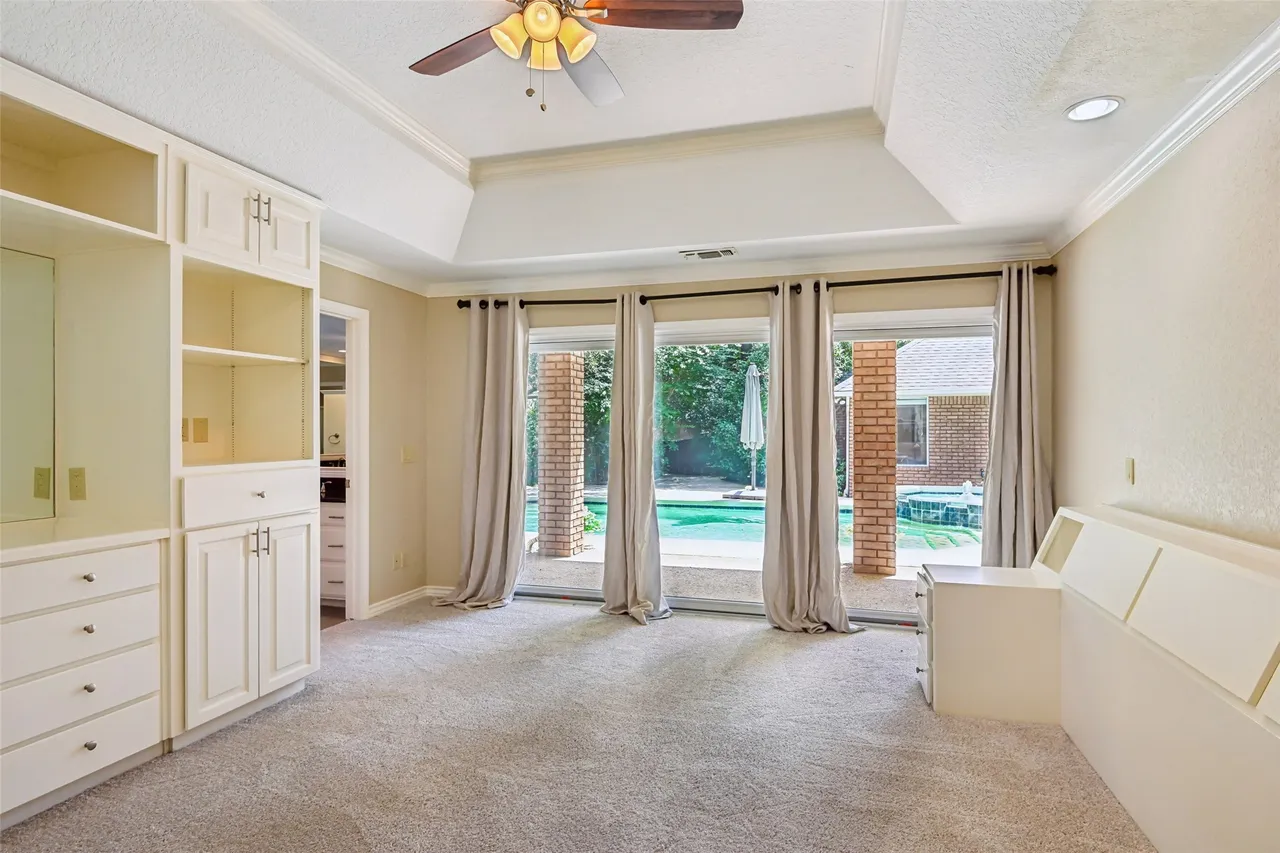 2312 STONEGATE CIR